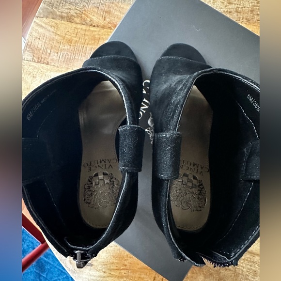 Vince Camuto new♠️ - Picture 4 of 11